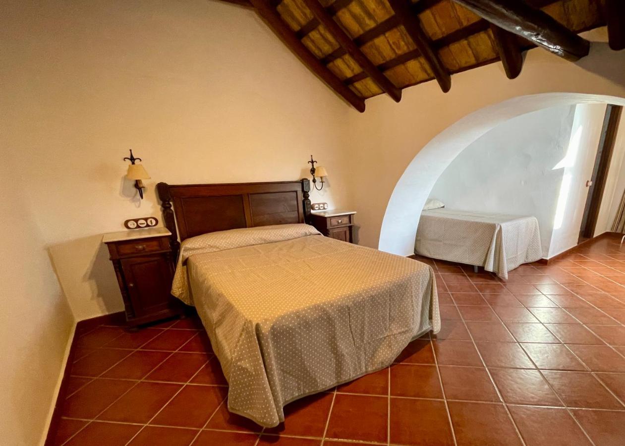 Cortijo Donana Villa La Puebla de Cazalla Exterior photo